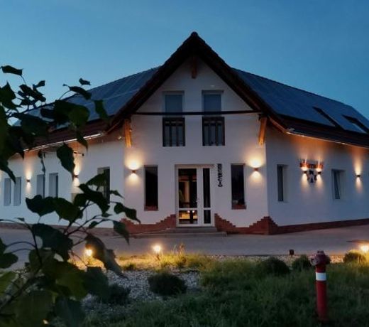Megnyugtat-lak Apartmanház