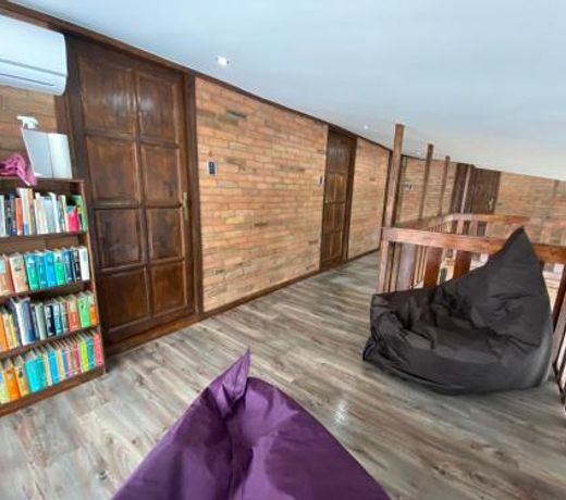 Megnyugtat-lak Apartmanház