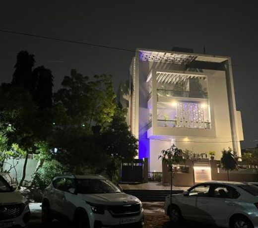 Hotel Vasudha Palace