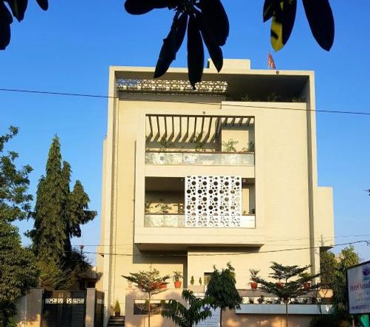 Hotel Vasudha Palace