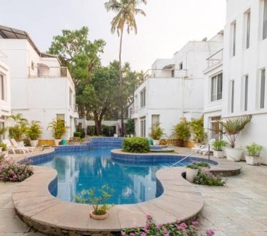 Groovy Hippo Stays - The SNOWDROP - Candolim Goa