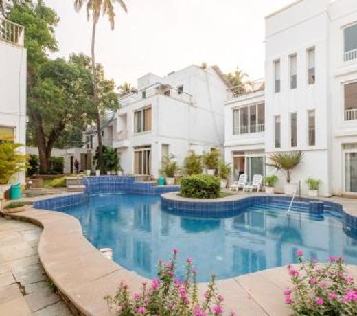 Groovy Hippo Stays - The SNOWDROP - Candolim Goa