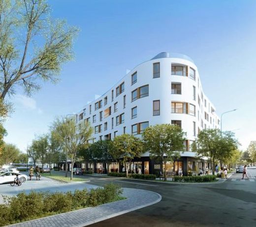 Luksusowy penthouse z jacuzzi i widokiem na morze