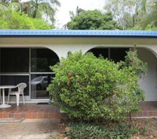 11 Murray Street Nelly Bay