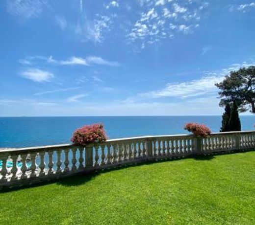 Sea View Suite Apartment In Historic Villa, Exclusive Experience