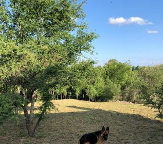 CABAÃAS FENIX con Splits frÃ­o-calor, Wi-Fi, Smart TV y ARROYO AL PIE DEL TERRENO reservar con anticipaciÃ³n