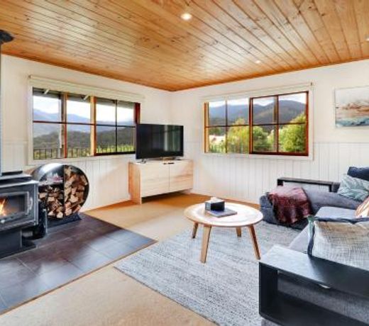 Alpine Sadler Retreat