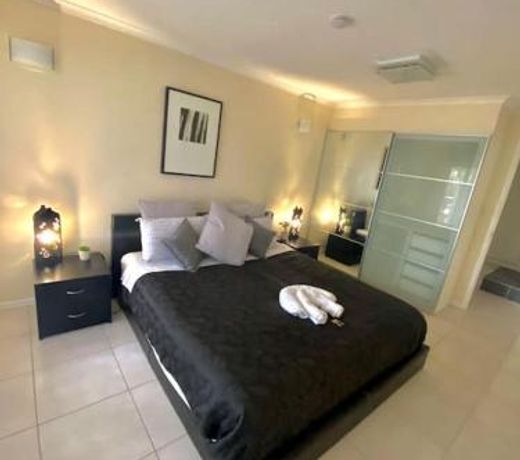 Central & Spacious Fully Renovated 2 Bedroom Apt