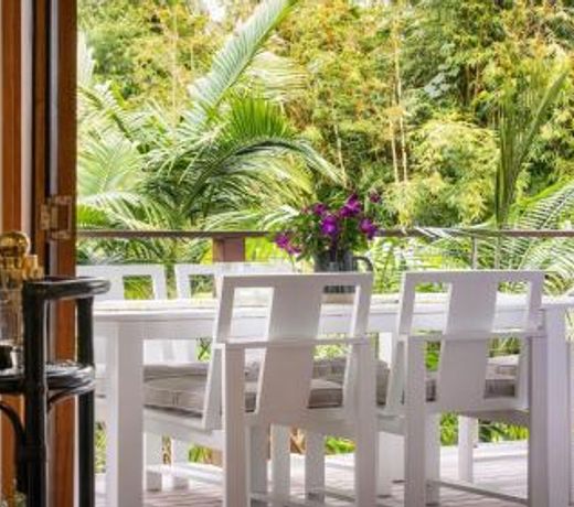 Mustique
