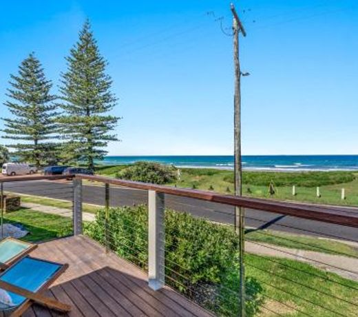 Surfside - Lennox Head