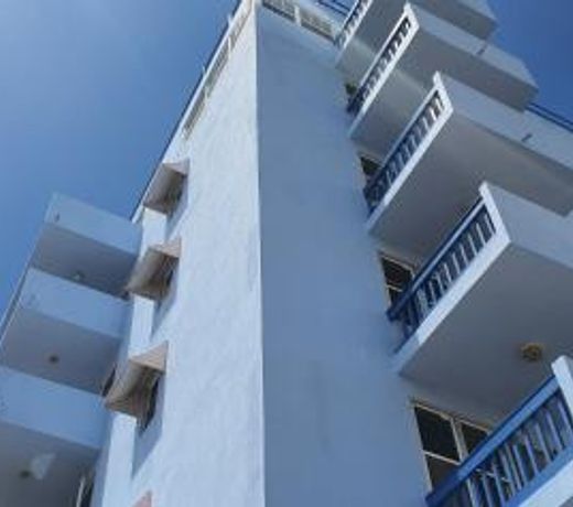 Hastings Towers 4D - Studio Apt Opp Beach