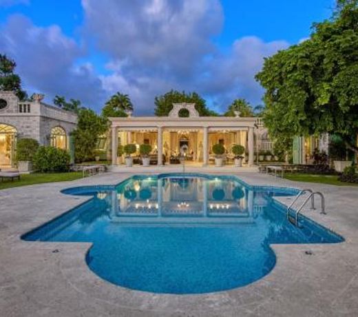 Leamington Pavilion by Blue Sky Luxury