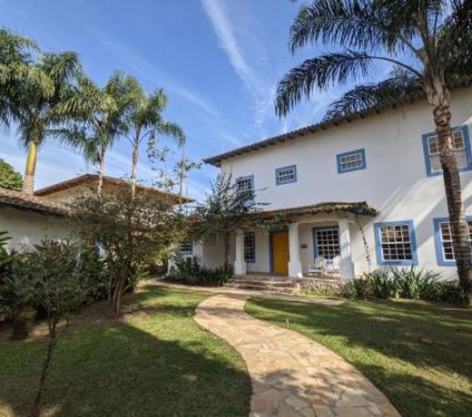 Mansão Colonial com Piscina - Casa Do Conto