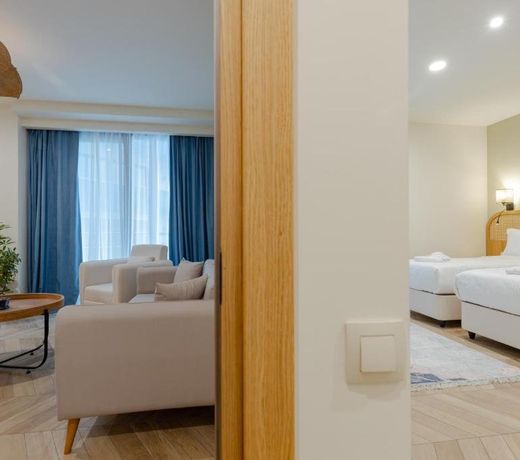 MiraMar Luxury Residences