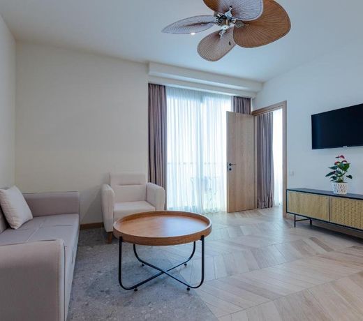 MiraMar Luxury Residences