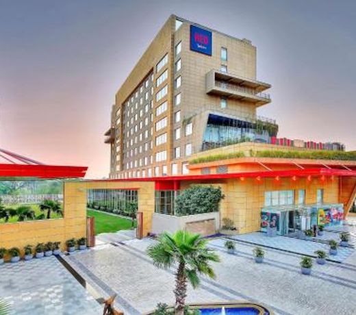 NearBy Hotel