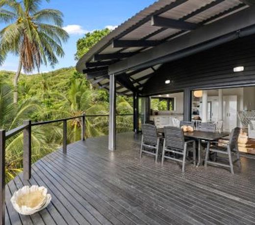 Doorila Beach House