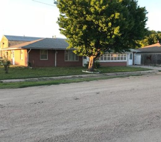 Lodge 545 Complete Large brick house fully furnished