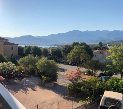 Appartement vue mer et montagne