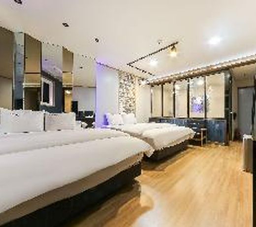 Yeongcheon CL Hotel