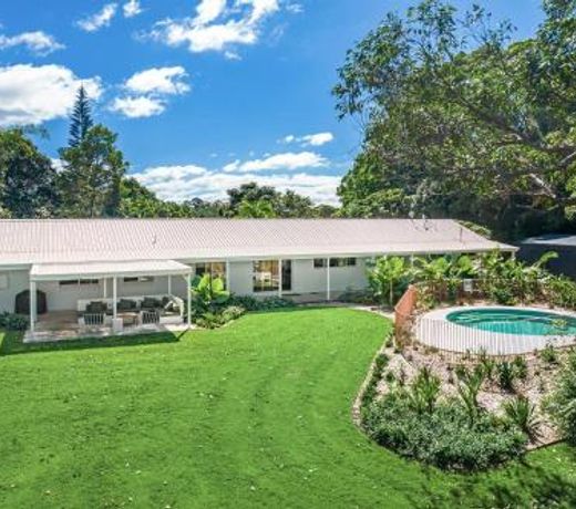 A PERFECT STAY - Hidden Byron