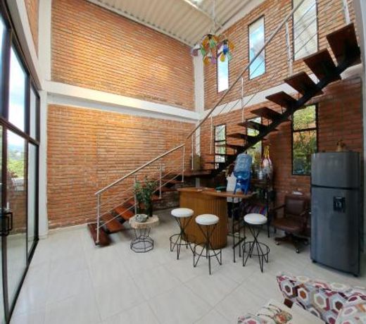 VILLA CARO