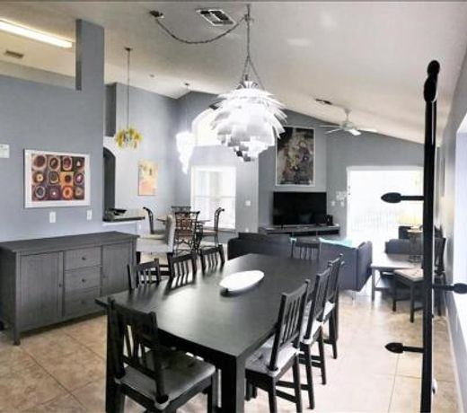 402 Park Place House