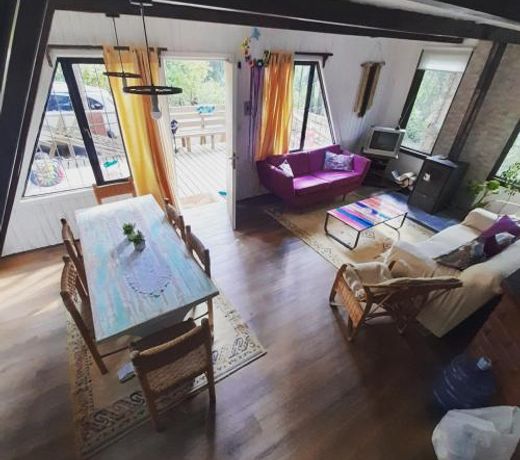 "Encanto de Vilches", cabaÃ±a en la precordillera con hot tub privado
