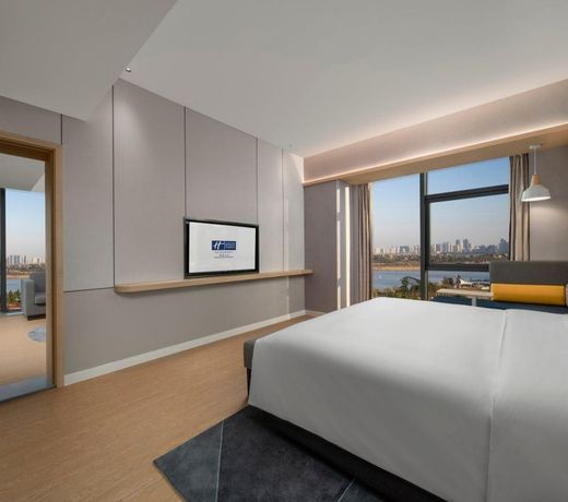 Holiday Inn Express Nanchang Riverside, an IHG Hotel