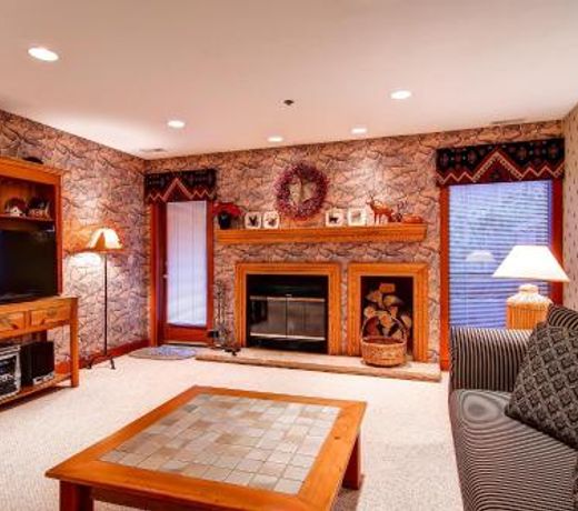 Silver Cliff Village 103 by Park City Lodging