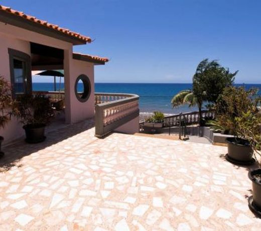 Agatha Villa