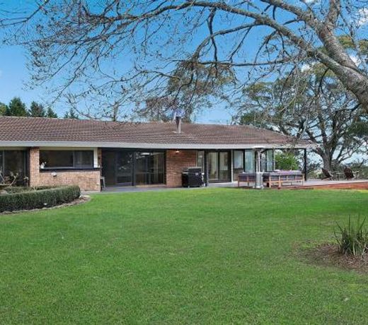 Cooinda - 50 percent off third night on weekend