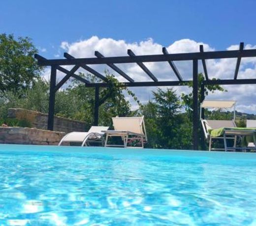 Apartment with one bedroom in Montalto delle Marche with shared pool and WiFi