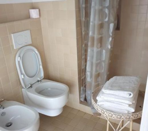 Apartment with one bedroom in Montalto delle Marche with shared pool and WiFi