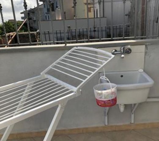 Basico un balcone sul mare-Casa I CARRUGGI- Case vacanza Sicilia&Toscana-