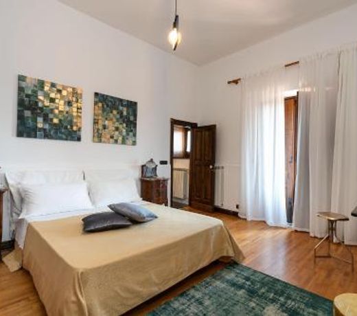 Cozzarelle Villa Sleeps 8 with Pool and WiFi