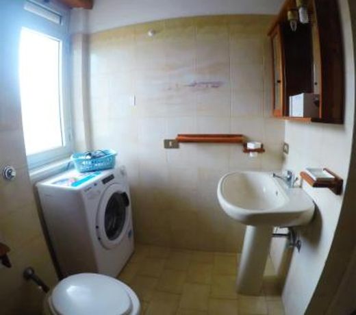 Apartment 500m from the sea
