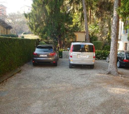 Moltrasio Villa Sleeps 17 Pool Air Con WiFi