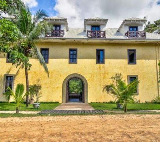 Mahogany Hall Gold Standard Certified