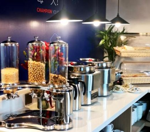 Holiday Inn Express Qingdao City Center, an IHG Hotel
