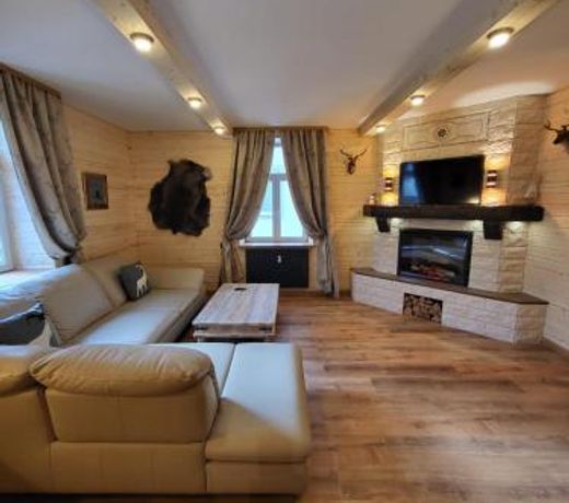 Golden GaPa Central Chalet Apartment 32