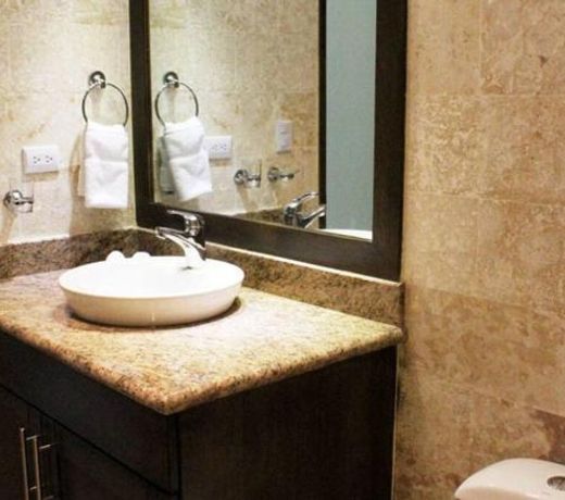 Cozy and Luxurious 2 bedroom apartment