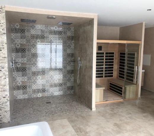 LE LOFT A BULLES (85m2 Jacuzzi Hammam Billiard Bar Douche Sauna)