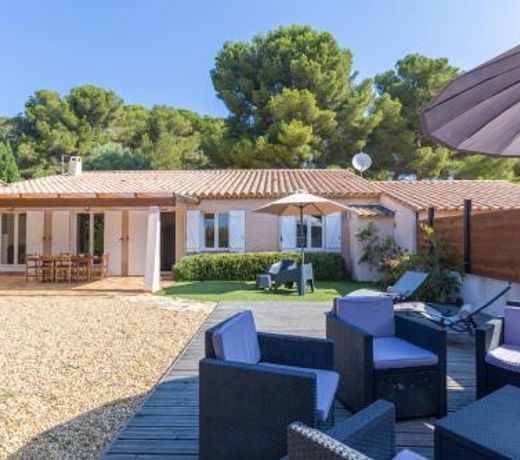 Villa spacieuse pour 8-10 pers au cÅur du vignoble et Ã  300m de la mer