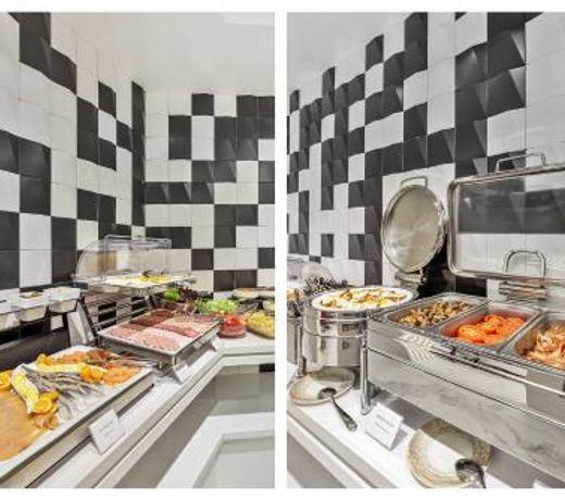 Clocks Hotel Tbilisi