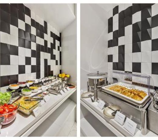 Clocks Hotel Tbilisi
