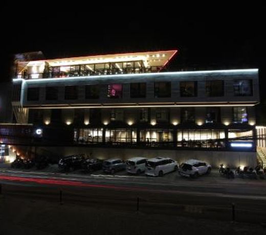 Creative Restart Hotel - CARTEL Bandung