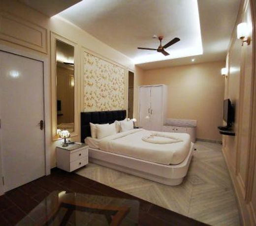 HOTEL RIO BENARAS