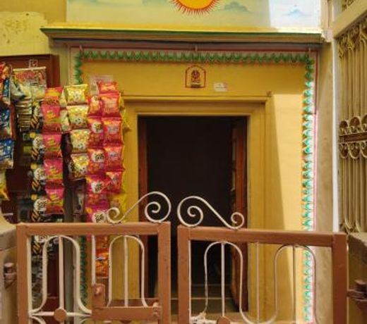 Heritage Homestay At Old City Near Holy Ganges