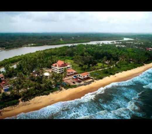 Beach a Holic/Calm beach facing Villa